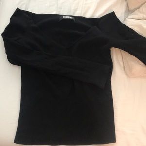 Reformation| Shoulder off top